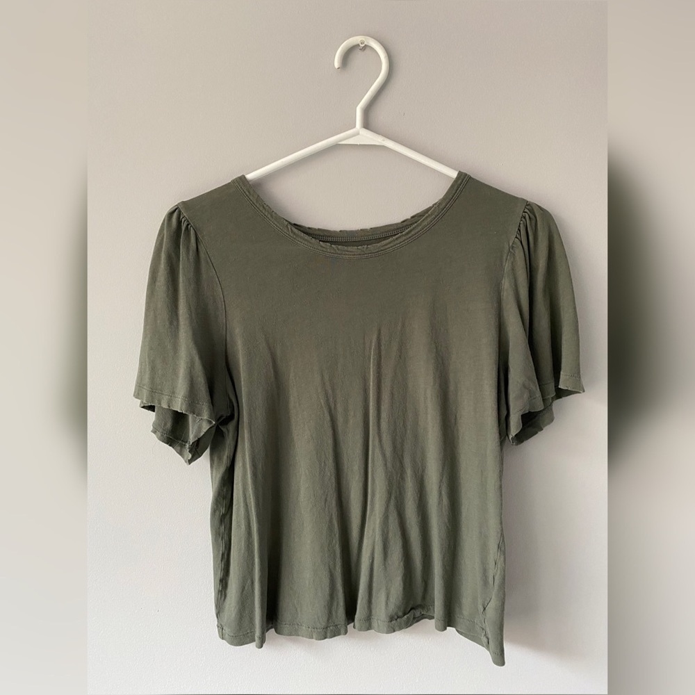 AE flutter sleeve tee